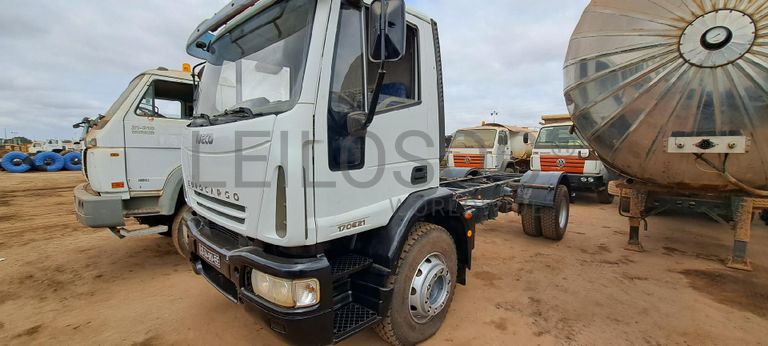 Caminhão Oficina IVECO 170E21 · Viana