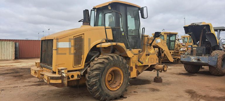 Pá Carregadora CATERPILLAR 950H · Viana