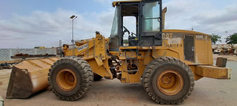 Pá Carregadora CATERPILLAR 938G · Viana
