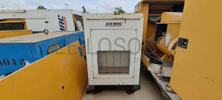 Gerador STEMAC 44 KVA · Viana