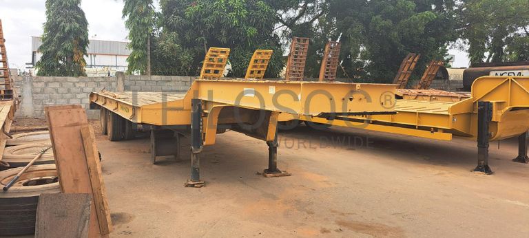 Porta Maquinas · Viana