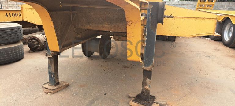 Porta Maquinas · Viana