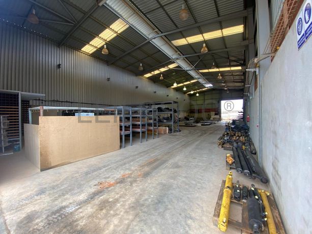 INSTALAÇÕES INDUSTRIAIS , VIATURAS, MÁQUINAS E EQUIPAMENTOS - KIKUXI, VIANA.