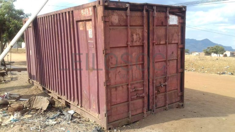 Contentor de 20 pés ·