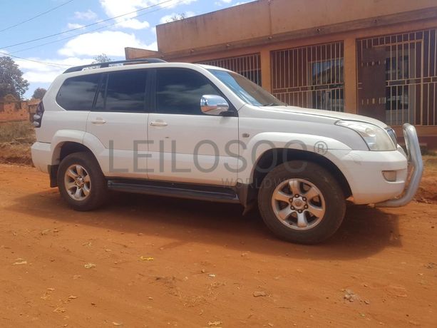 Toyota Land Cruiser Prado ·