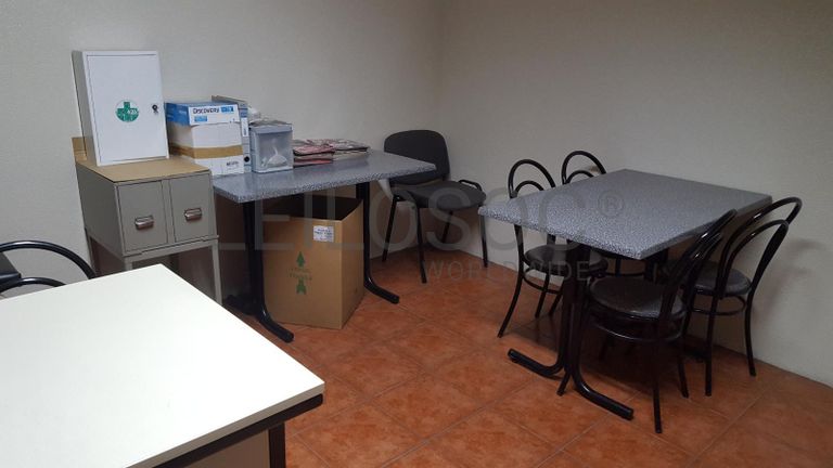 Armazém Industrial + Equipamentos