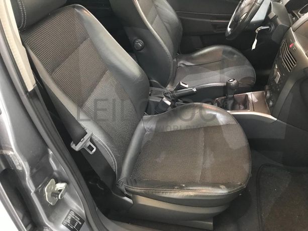 Opel Astra 1.7CDTI · Ano 2005