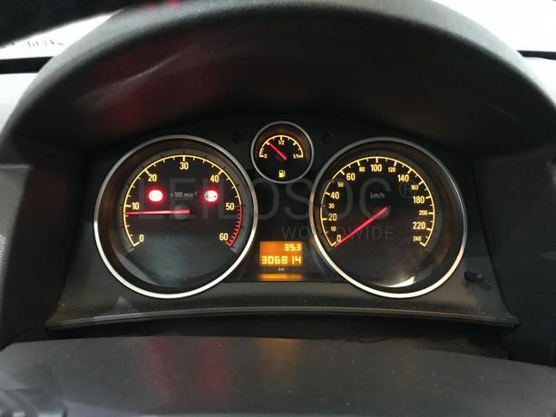 Opel Astra 1.7CDTI · Ano 2005