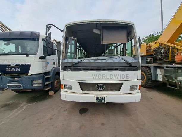 Autocarro TATA de 60 a 69 Lugares · Viana