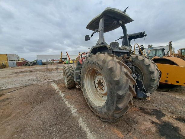 Trator Agrícola · Viana