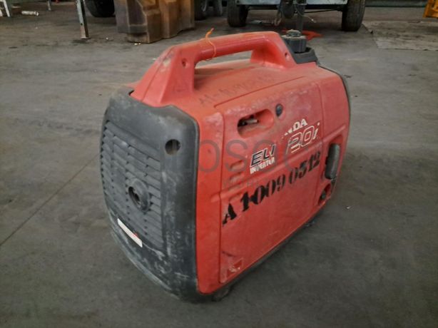 Gerador (2KVA) HONDA EU20 i · Viana