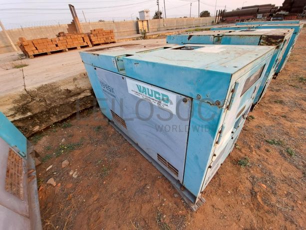 Gerador (13kva) DENYO DCA15 ESX · Viana