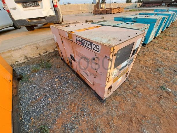 Gerador (20KVA) DENYO DCA25 SPI II · Viana