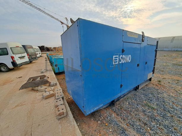 Gerador (300KVA) VOLVO SDMO V330K · Viana