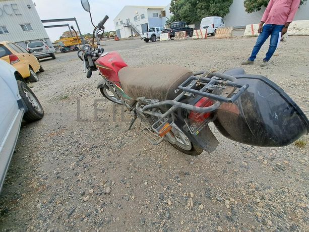Motociclo HONDA ACE CB 125 TAXI · Viana