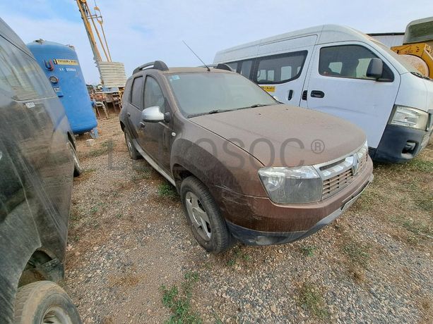 RENAULT DUSTER 4x4 1.5DCi · Viana