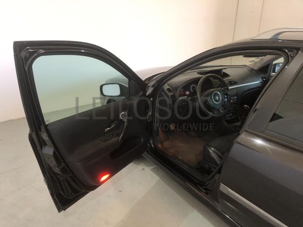 Renault Laguna 2.0 · Ano 2006