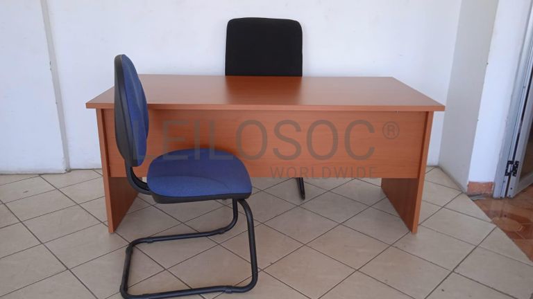 Mobiliário de escritório ·