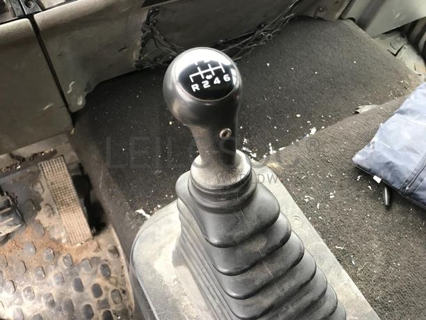 Volvo FL6 Basculante e Grua · Ano 1997