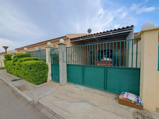 LOTE ÚNICO - 04 MORADIAS – VIANA, LUANDA