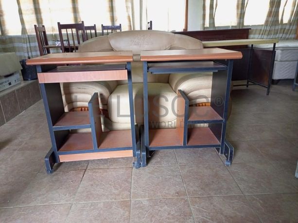 Mobiliário de Lar ·