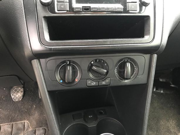 Volkswagen Polo 1.2TDI · Ano 2014