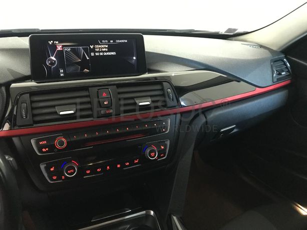 BMW 318 D Touring · Ano 2015