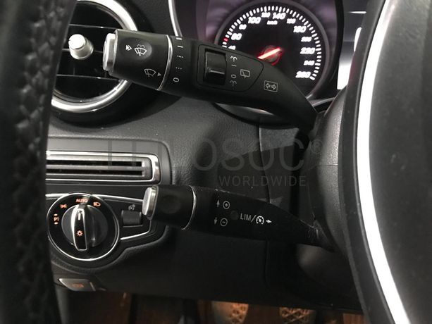 Mercedes-Benz C 200 D · Ano 2015