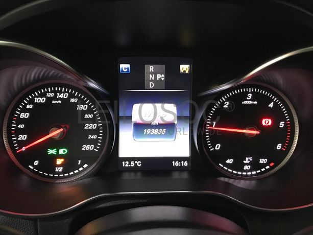 Mercedes C180 · Ano 2018