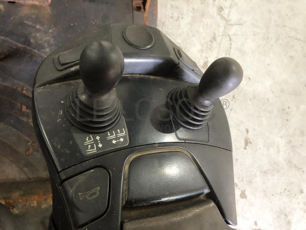 Empilhador Linde H20D-02/600 · Ano 2016