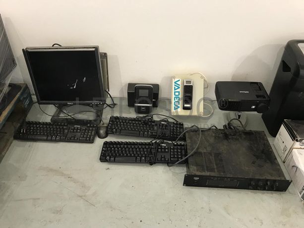 Equipamento Informático