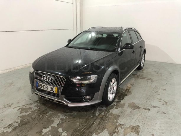 Audi A4 Allroad Quattro 2.0 TDI · Ano 2014