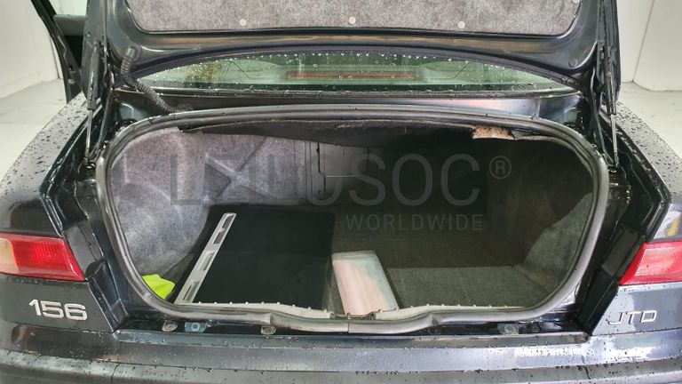 Alfa Romeo 156 1.9 JTD · Ano 1998