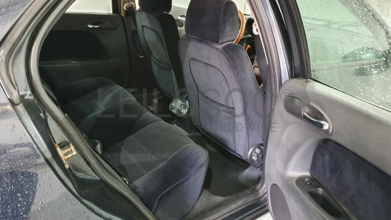 Alfa Romeo 156 1.9 JTD · Ano 1998