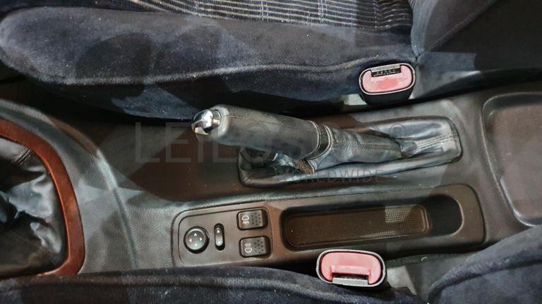 Alfa Romeo 156 1.9 JTD · Ano 1998