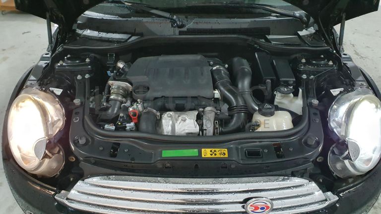 Mini Cooper 1.6D · Ano 2010