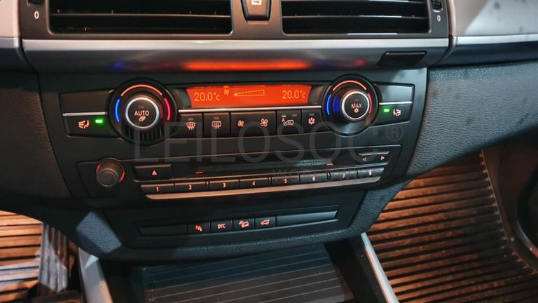 BMW X5 3.0D · Ano 2007