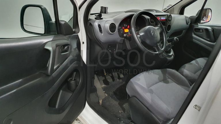 Citroën Berlingo 1.6 HDI · Ano 2015