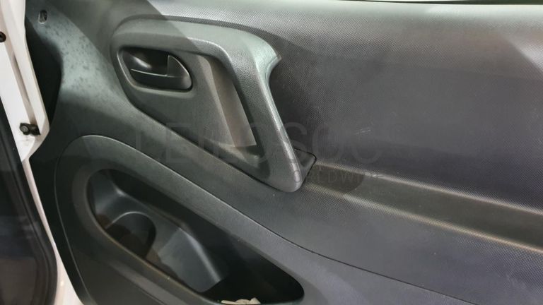 Citroën Berlingo 1.6 HDI · Ano 2015