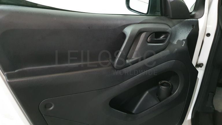 Citroën Berlingo 1.6 HDI · Ano 2015