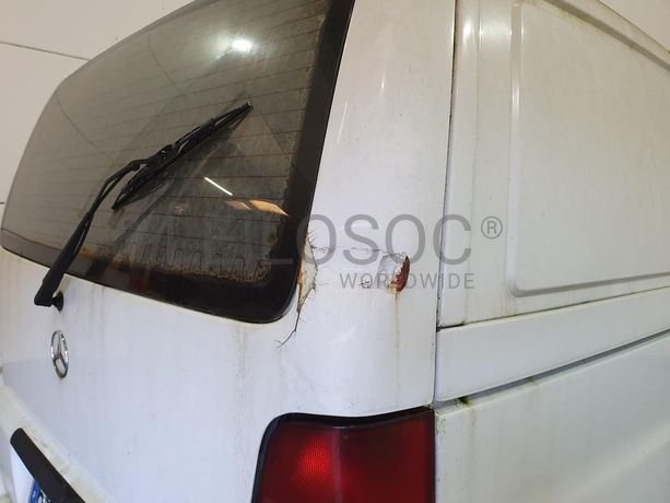 Mercedes-Benz Vito 2.2 · Ano 2002