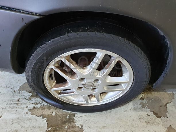 Opel Calibra 2.0i · Ano 1995