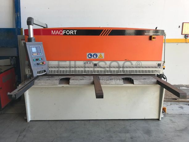 Guilhotina Hidráulica Maqfort