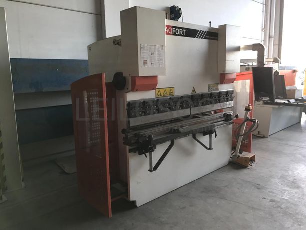 Quinadeira Hidráulica Maqfort