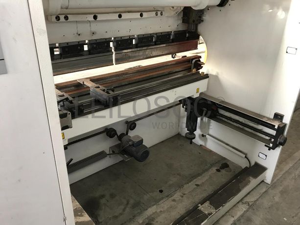 Quinadeira Hidráulica Maqfort