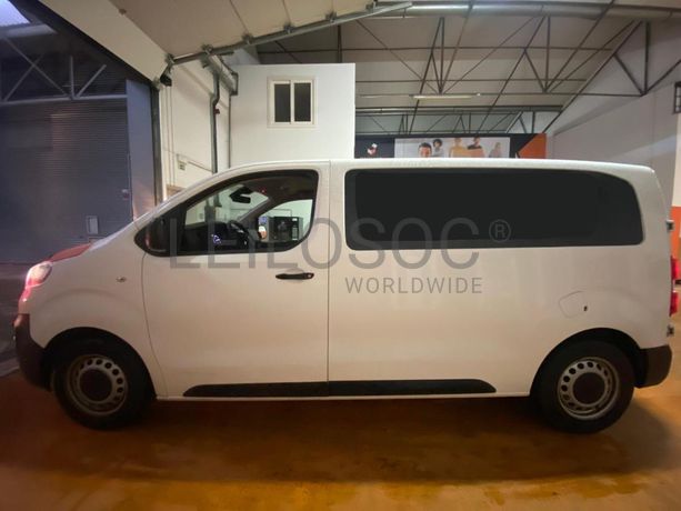 Opel Vívaro 1.5 CDTI · Ano 2021