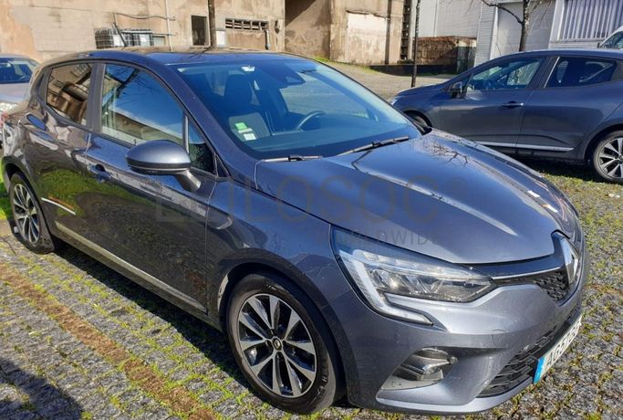 Renault Clio 1.0 TCE · Ano 2021