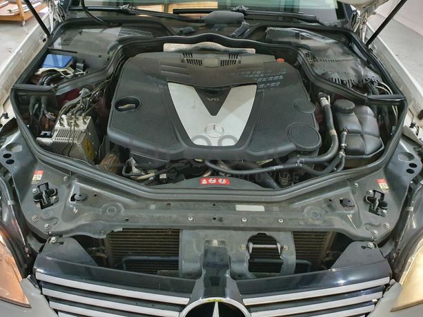 Mercedes-Benz 320 CDI · Ano 2005