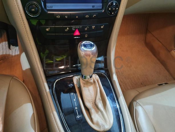 Mercedes-Benz 320 CDI · Ano 2005