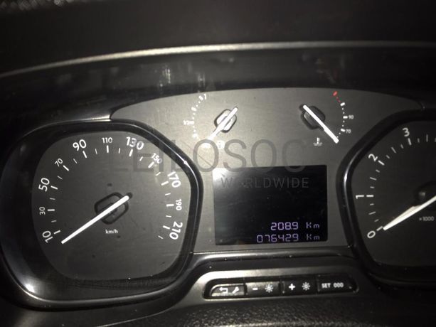 Opel Vivaro 1.5 CDTI · Ano 2021